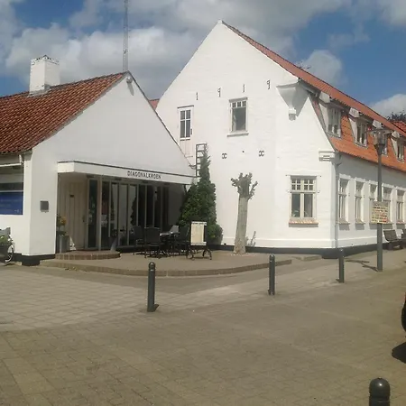 Inn Diagonalkroen 3*